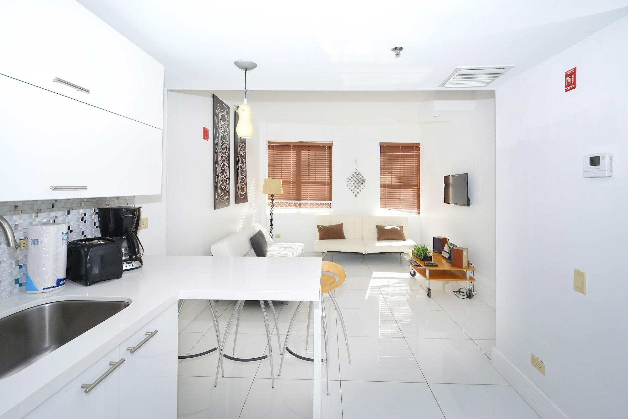 First Street Apartments 마이애미 비치 외부 사진