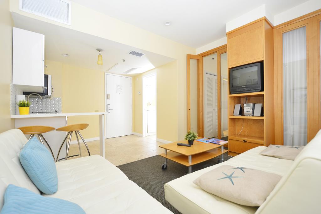 First Street Apartments 마이애미 비치 외부 사진